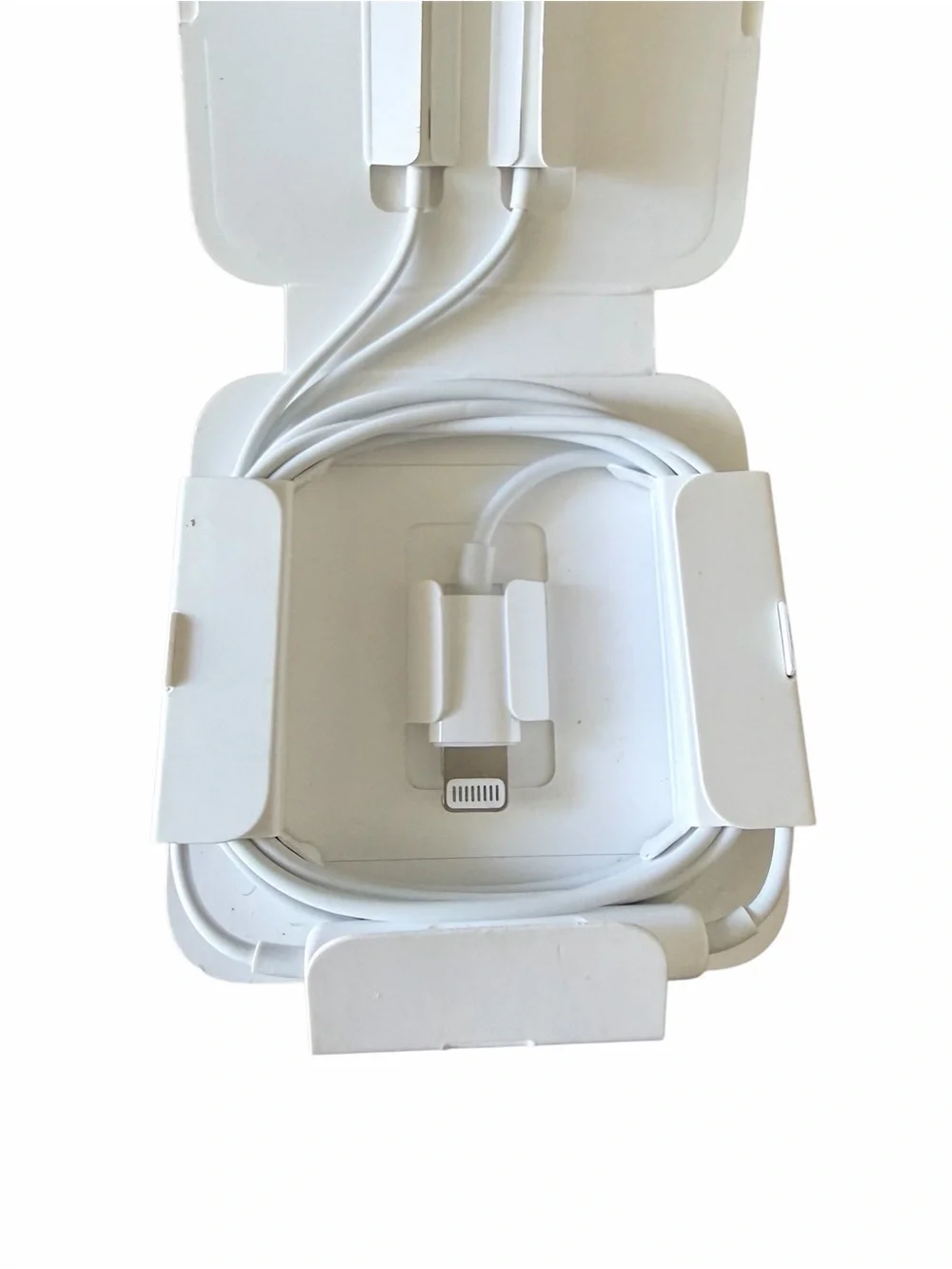 Original Apple iPhone EarPods Lightning Headset Earbuds Earphones Headphones New